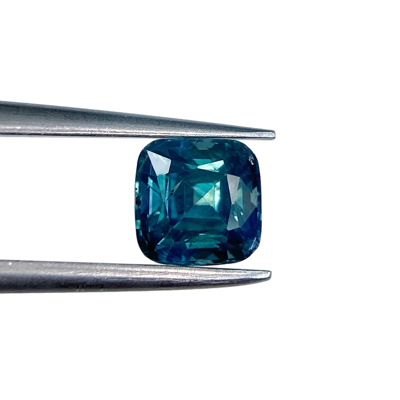 1.10ct | Brilliant Cut Cushion Shape Blue Montana Sapphire-Modern Rustic Diamond