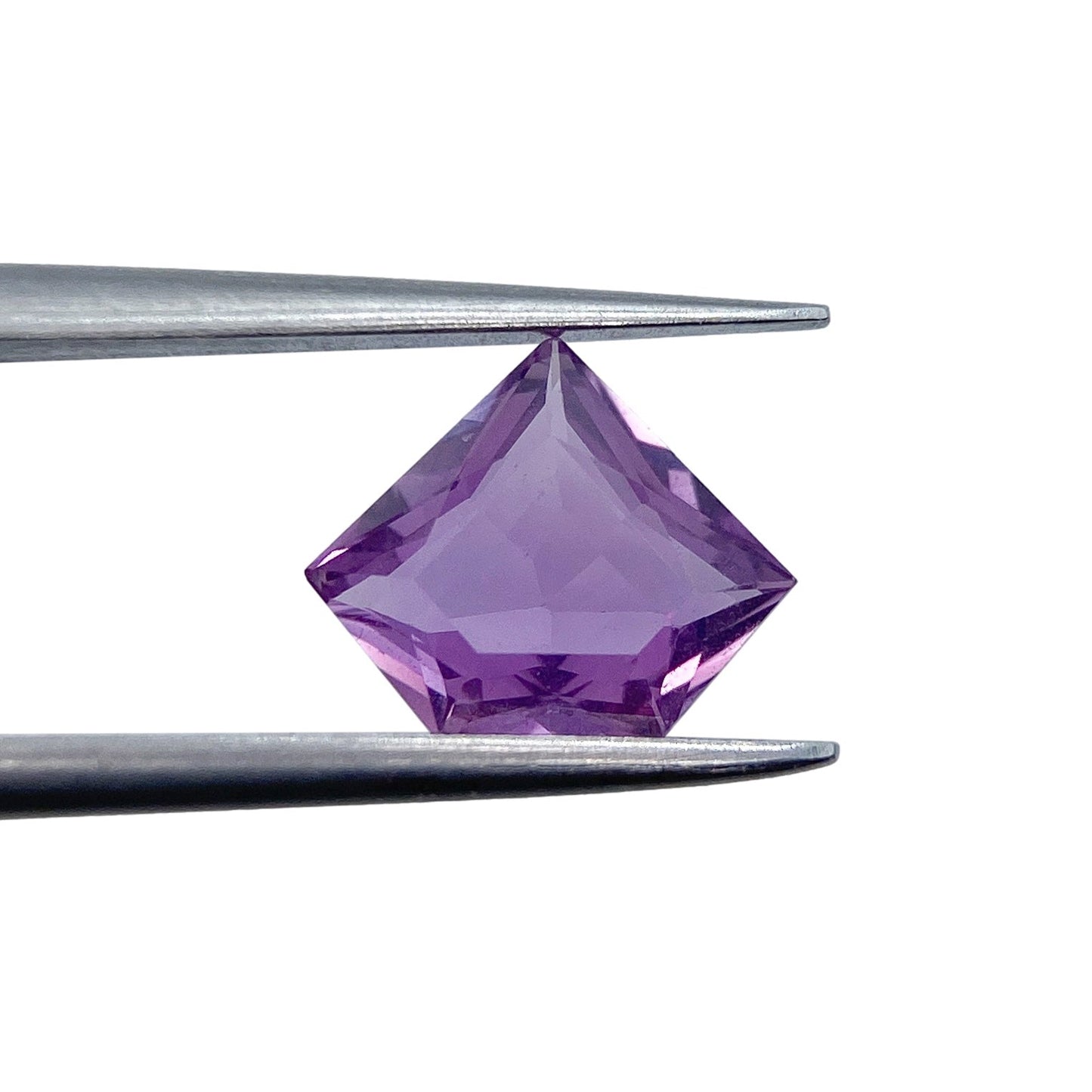 1.38ct | Brilliant Cut Shield Shape Violet Sapphire-Modern Rustic Diamond