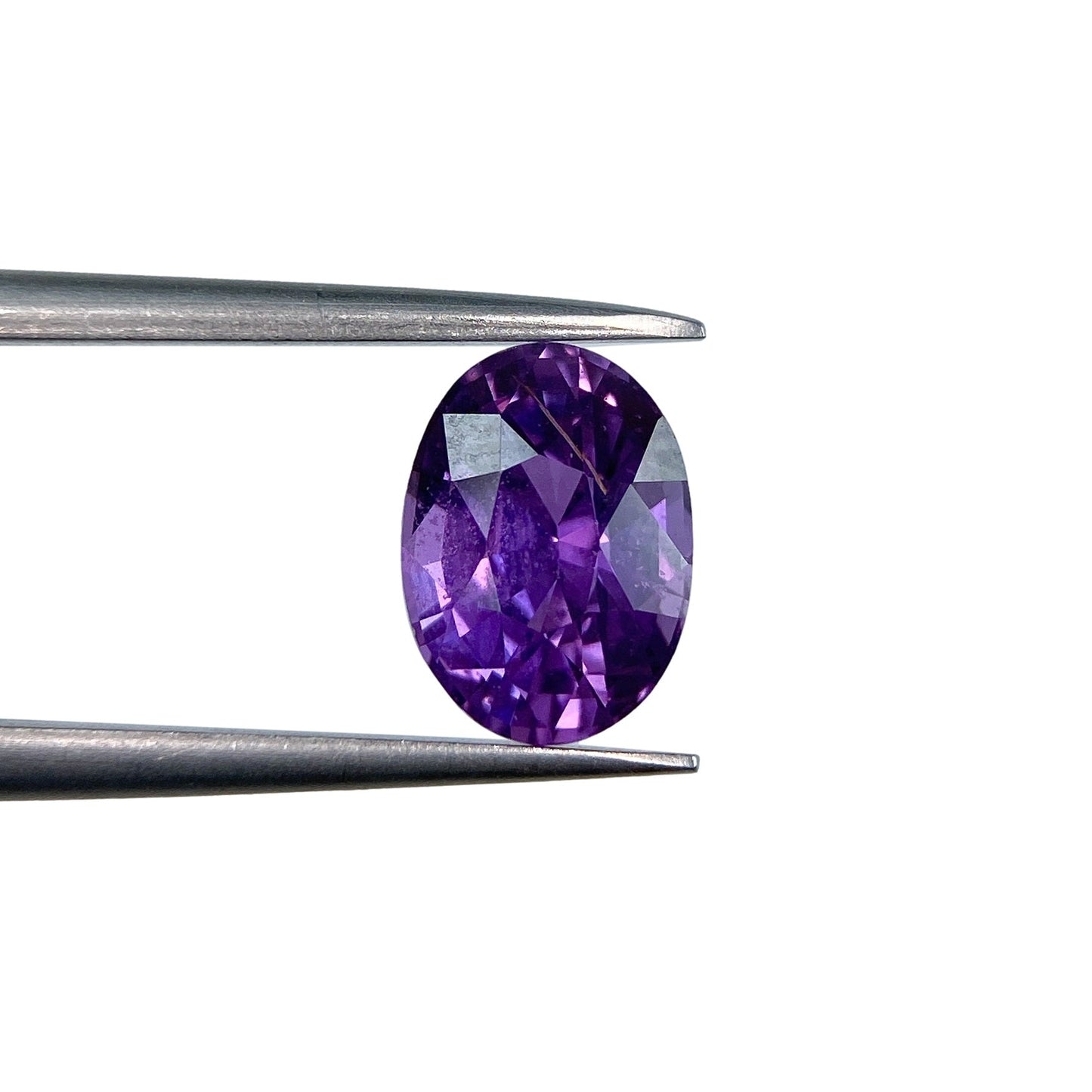 2.07ct | Brilliant Cut Oval Shape Violet Sapphire-Modern Rustic Diamond